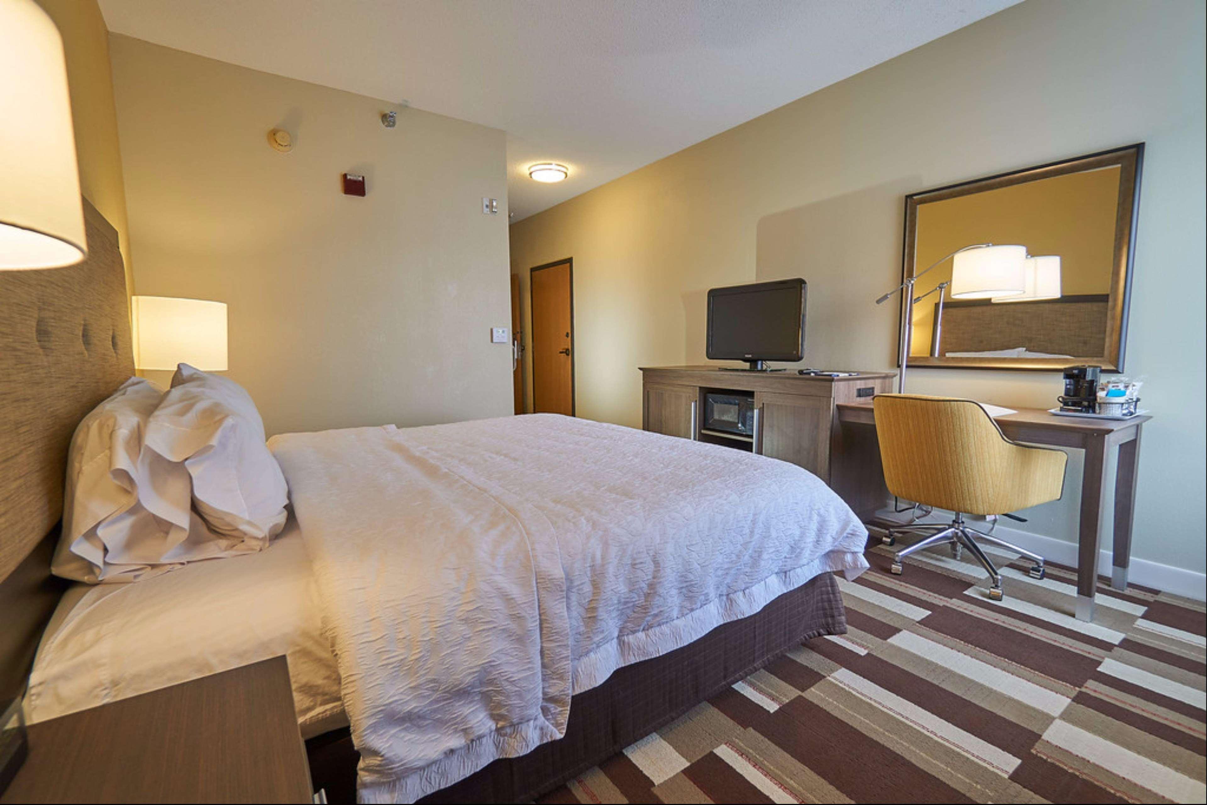 Hampton Inn Uniontown Εξωτερικό φωτογραφία