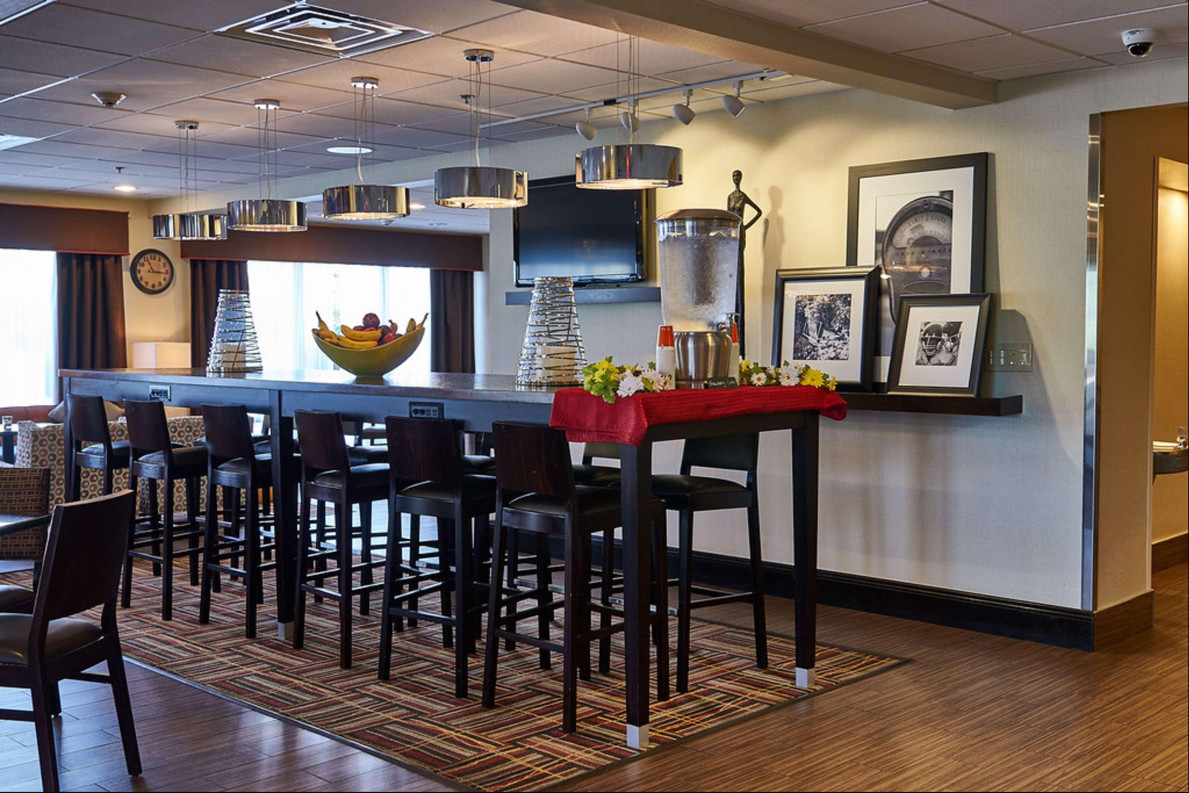Hampton Inn Uniontown Εξωτερικό φωτογραφία