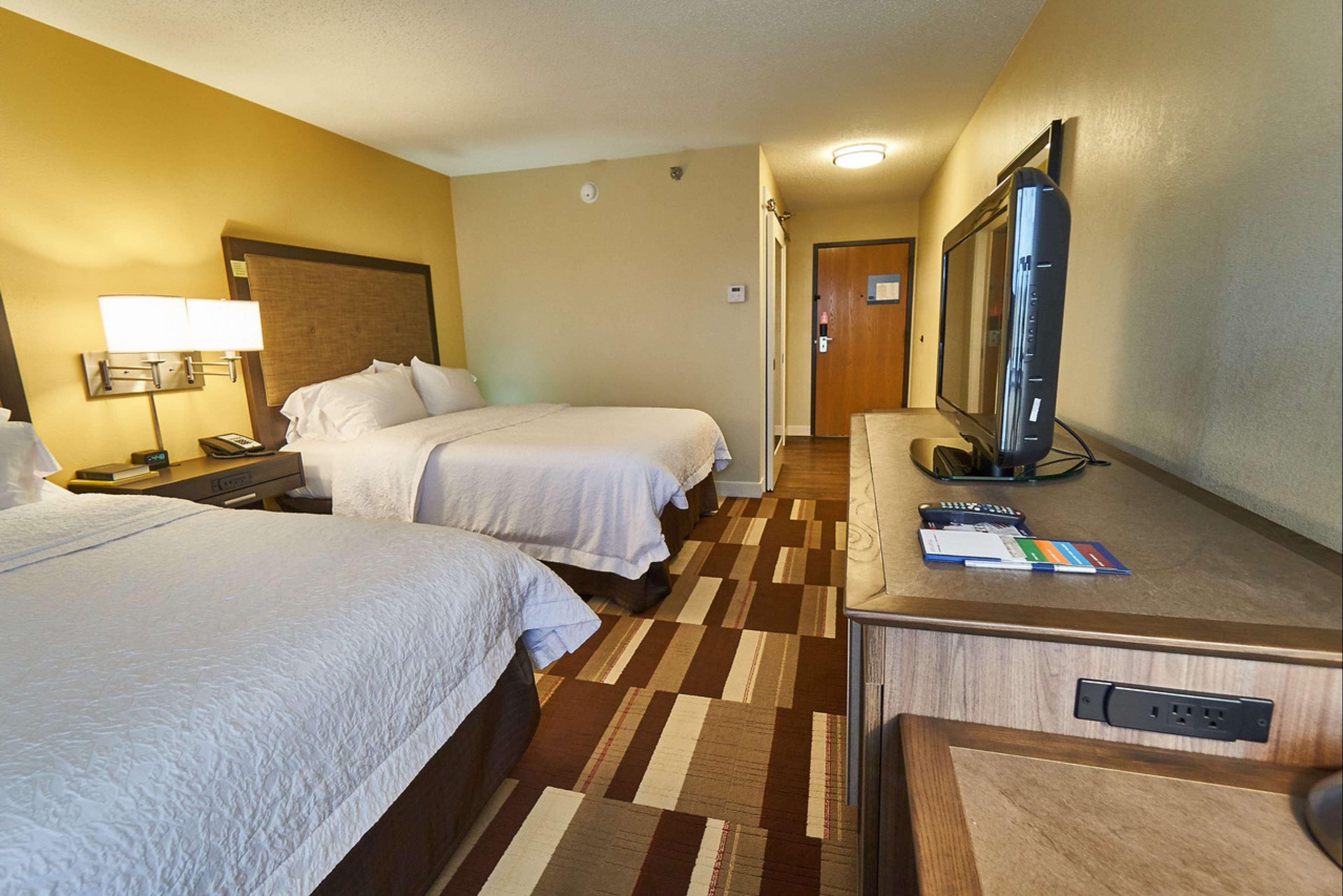 Hampton Inn Uniontown Εξωτερικό φωτογραφία