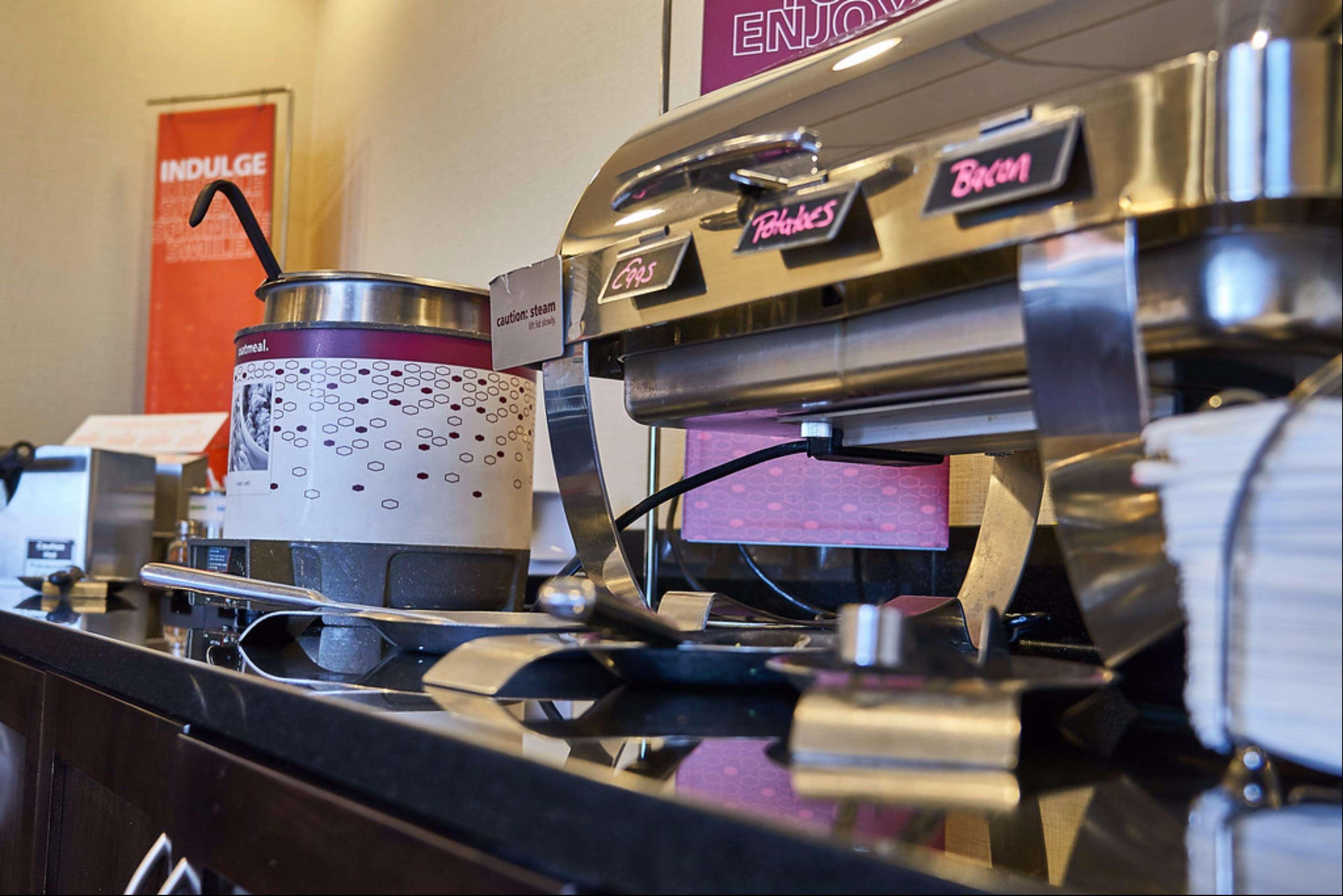 Hampton Inn Uniontown Εξωτερικό φωτογραφία