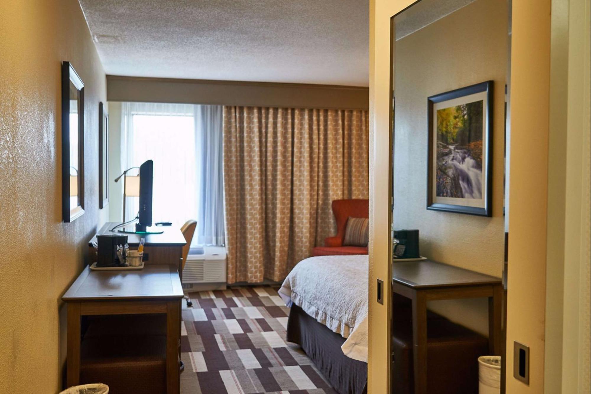 Hampton Inn Uniontown Εξωτερικό φωτογραφία