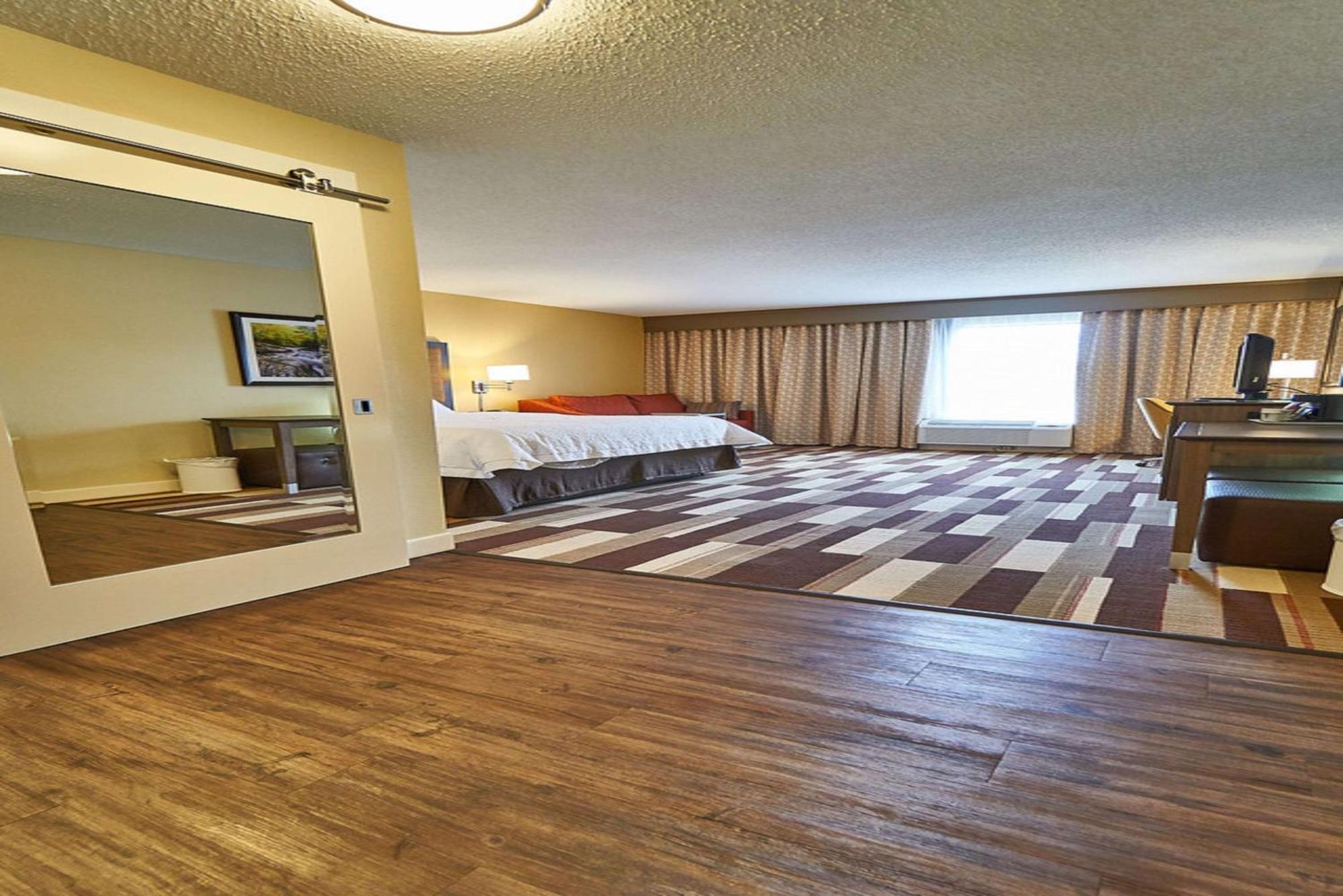 Hampton Inn Uniontown Εξωτερικό φωτογραφία