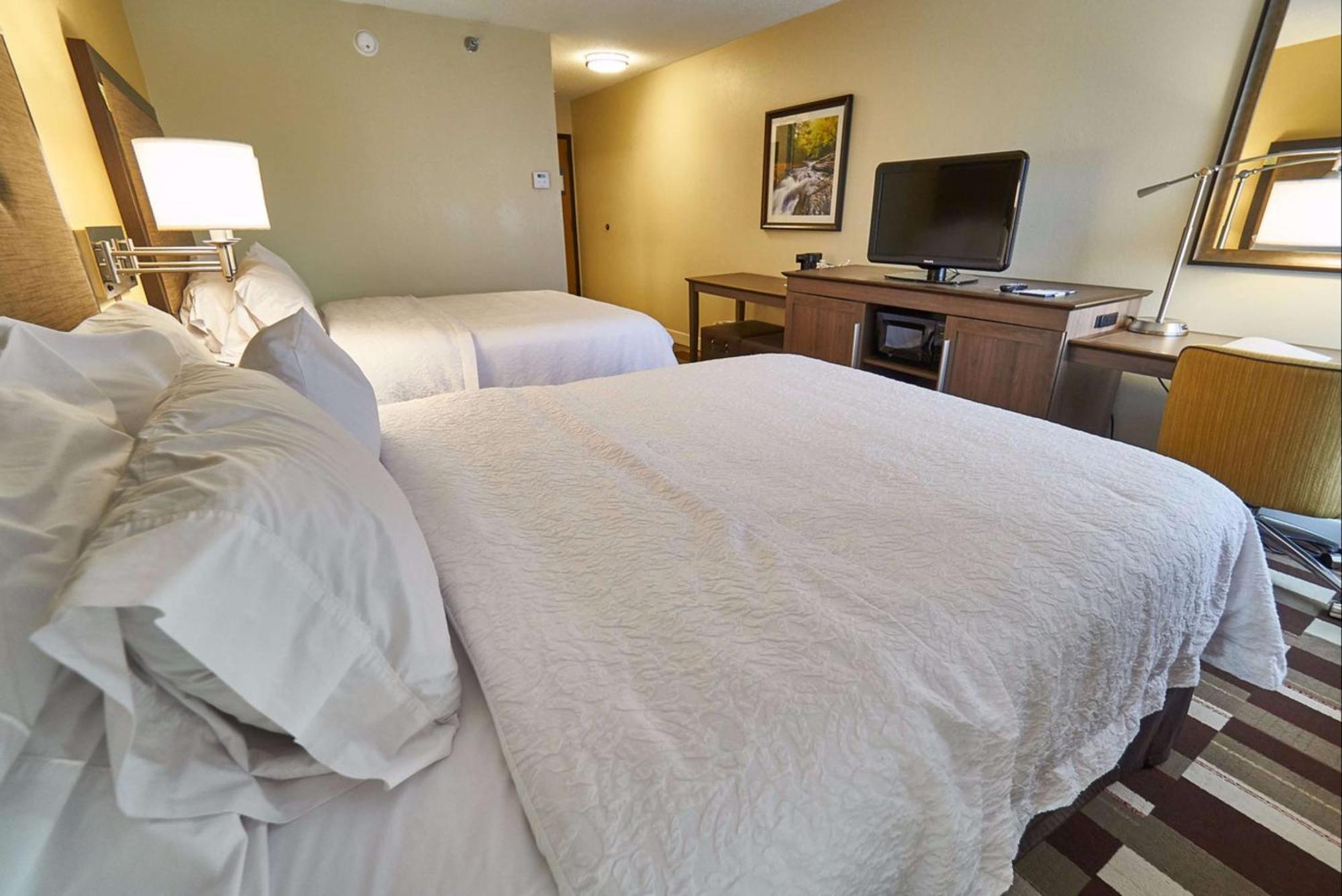 Hampton Inn Uniontown Εξωτερικό φωτογραφία