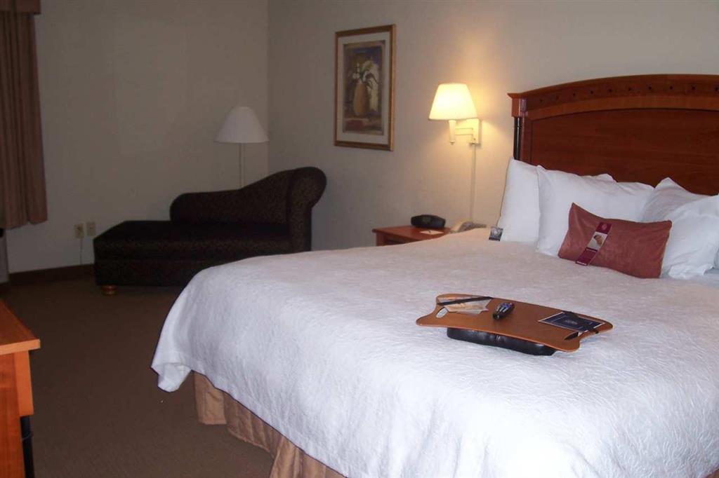 Hampton Inn Uniontown Δωμάτιο φωτογραφία